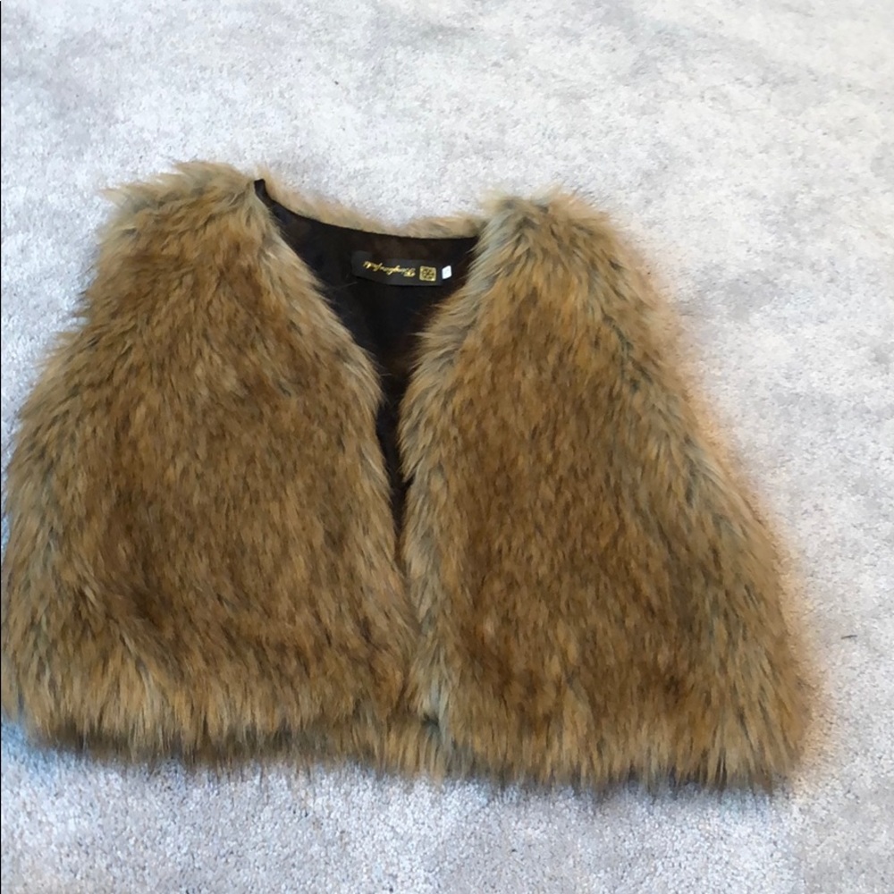 Fur vest